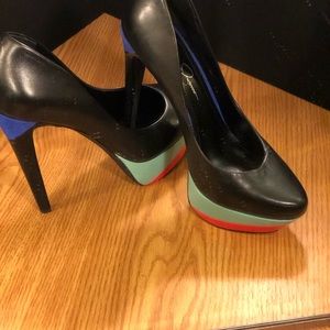 Jessica Simpson designer Platforms
